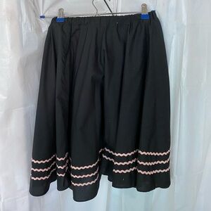 Chic A-Line Black Skirt with Pink Trim